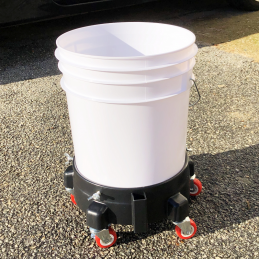 Transport trolley with white professional washing bucket